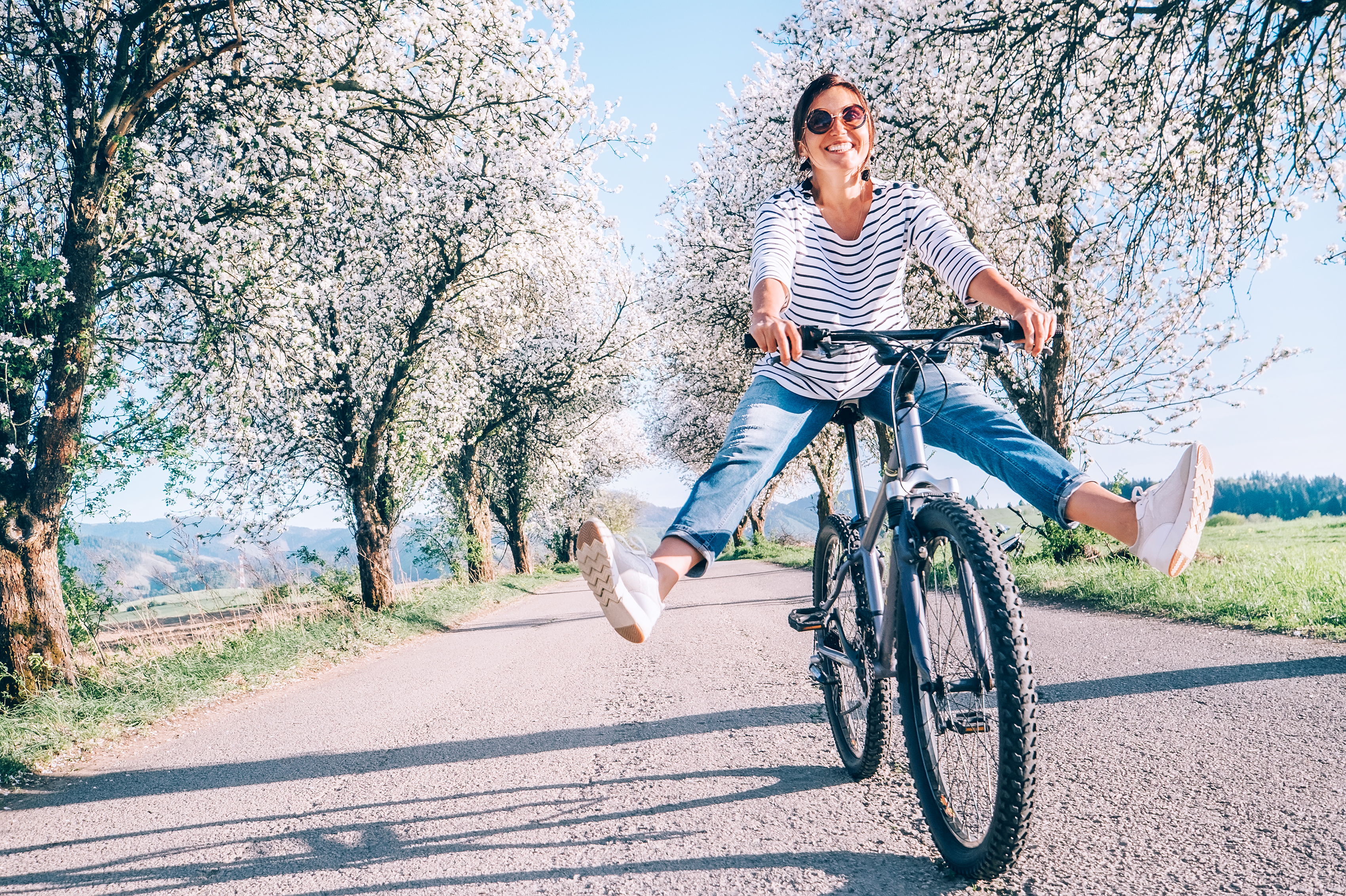 Frau auf Fahrrad